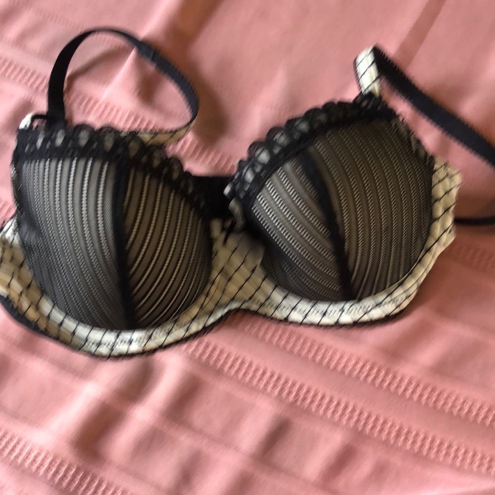 B. Tempted 34C black&white push up under wire lace bra
